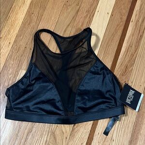Victoria’s Secret sports bra *NWT*